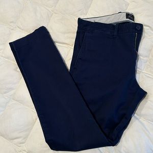 Jcrew Men’s Navy Stretch Chino 31x32 “484 Slim” Fit